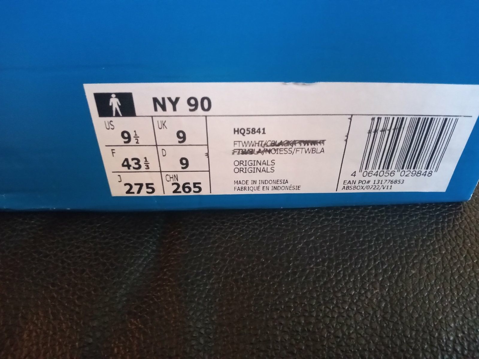 кецове Adidas NY90