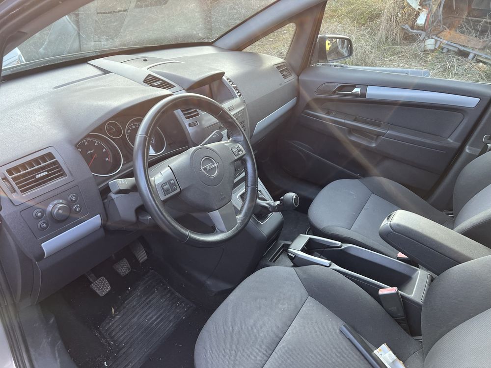 Opel Zafira 1.9 CDTI , Опел Зафира цдти На Части !!!