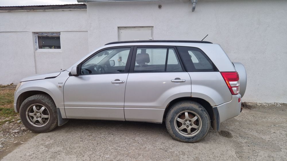 Suzuki grand vitara