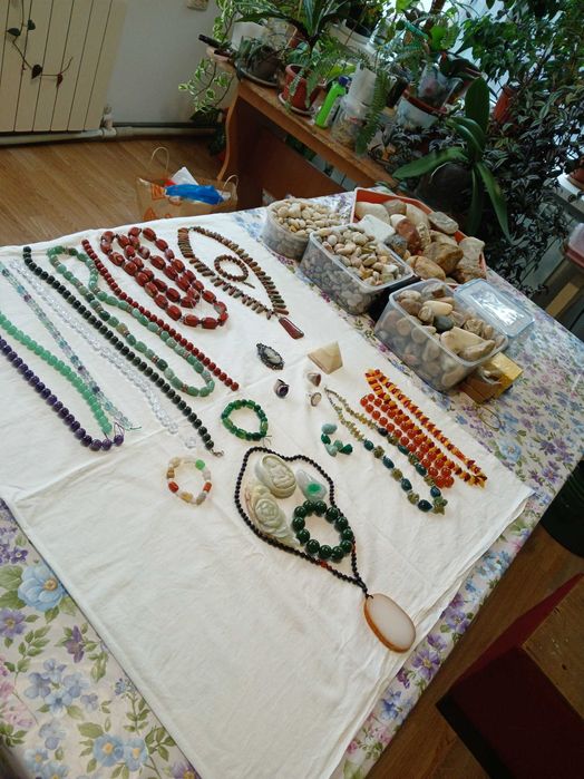 Украшения из натуральных камней