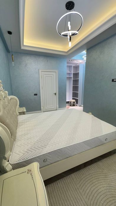 ПРОДАЁТСЯ КВАРТИРА на 
Tashkent City 
Новостройка 3/3/8 в 
ЖК Gardens