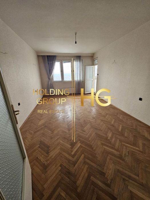 Продава се Четиристаен апартамент в Варна, Лятно кино Тракия - 110 кв.м за 1628 €/кв.м - Снимка #1