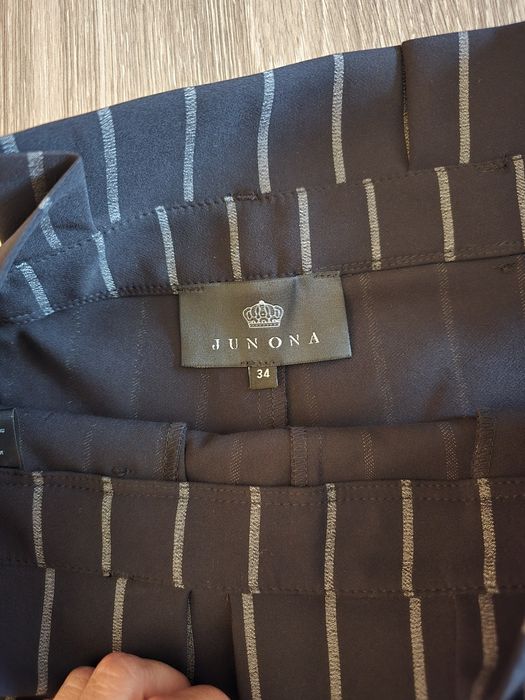 Къси панталонки JUNONA