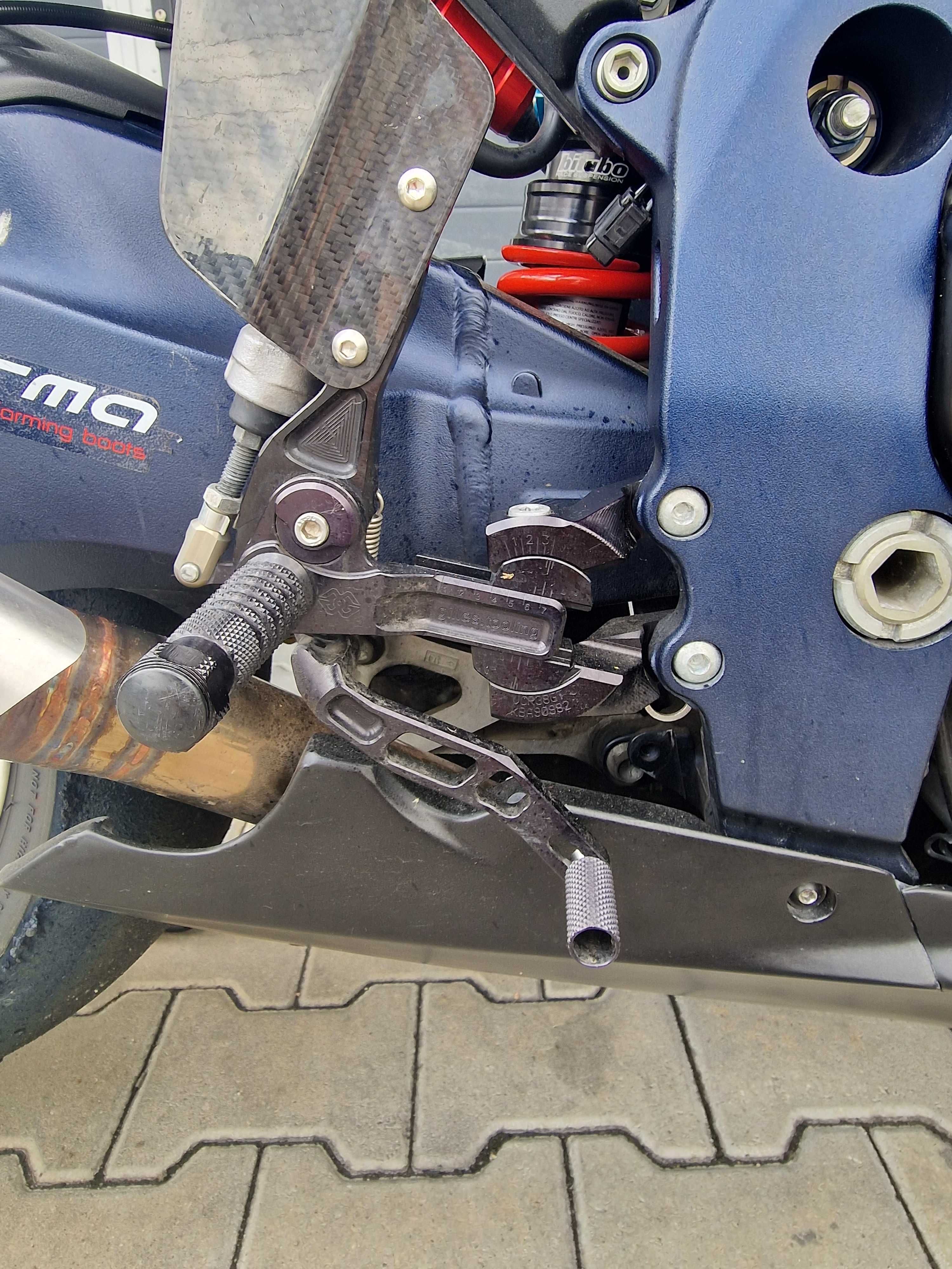 Suzuki gsx r pista circuit
