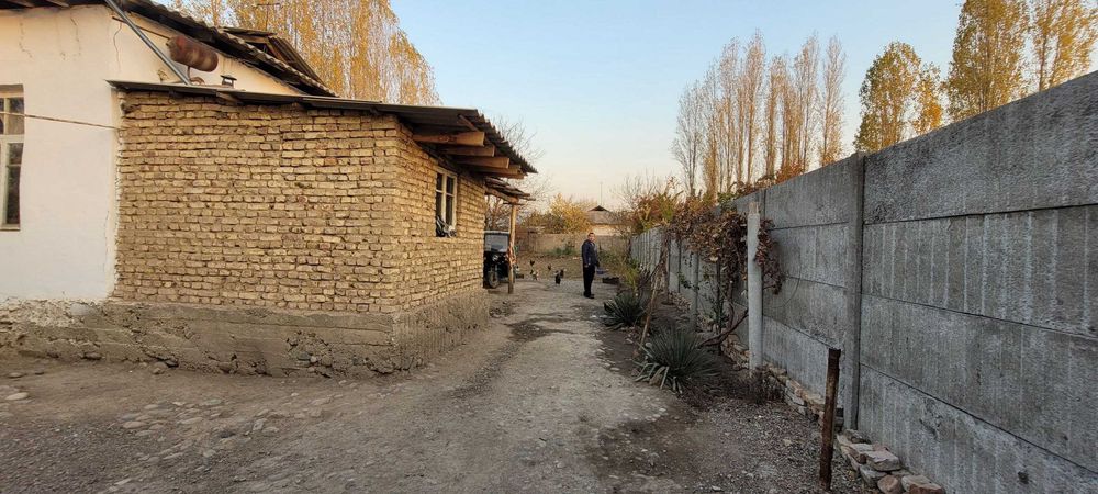 СРОЧНО, продаётся земля в районе "Юкори Чирчик" !! Посёлок сотсализм..