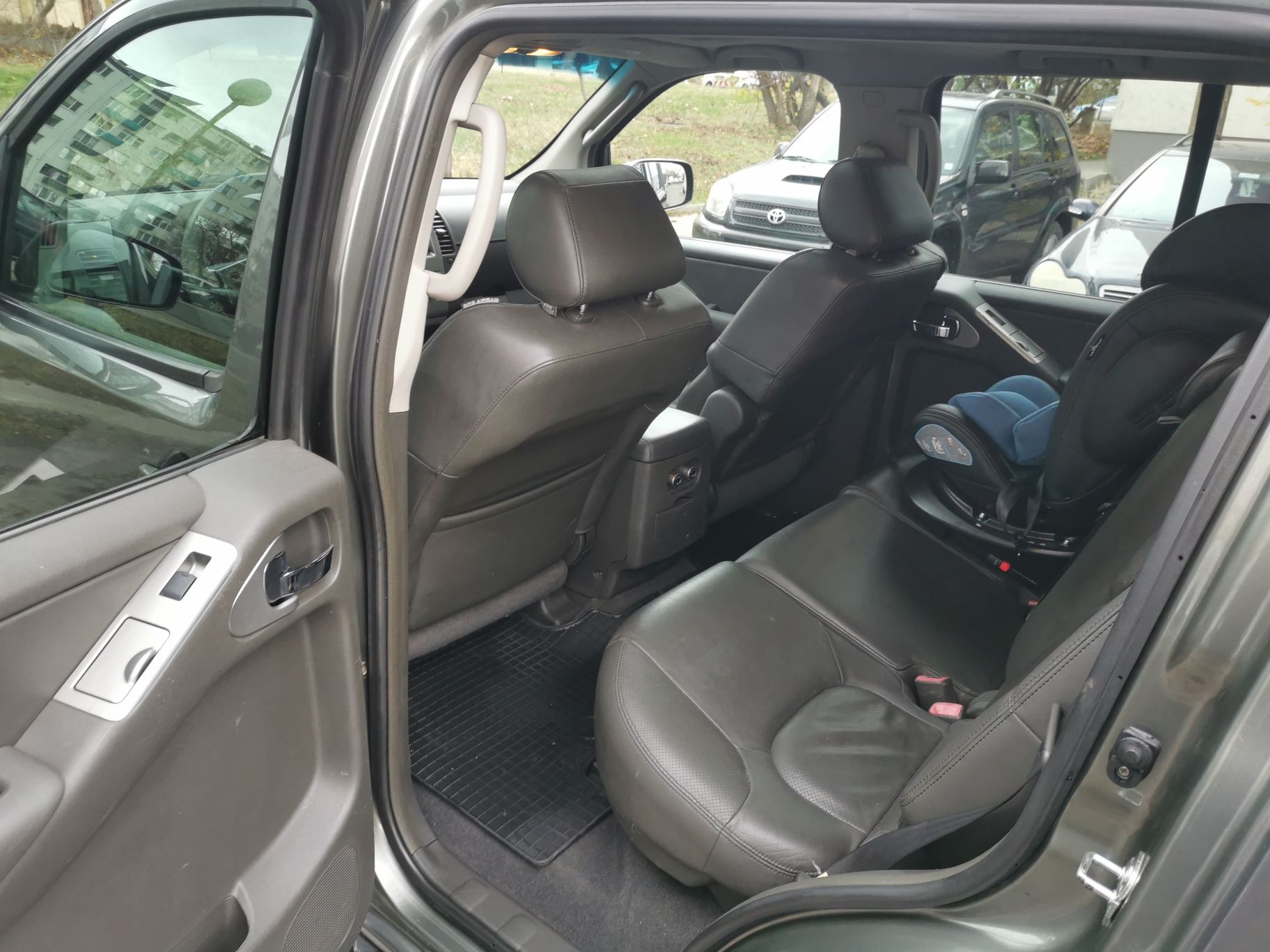 Nissan Pathfinder R51 2.5dci