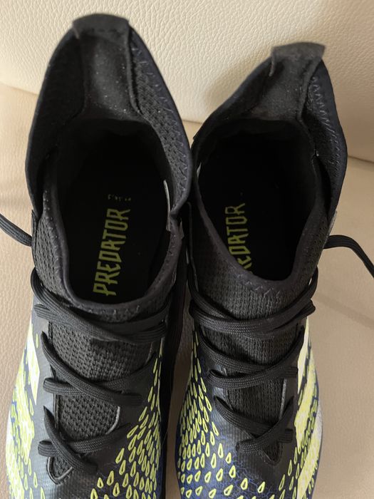 Бутонки, футбол Adidas Predator 36 номер