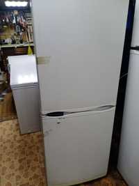 Продам срочно рабочий холодильник,