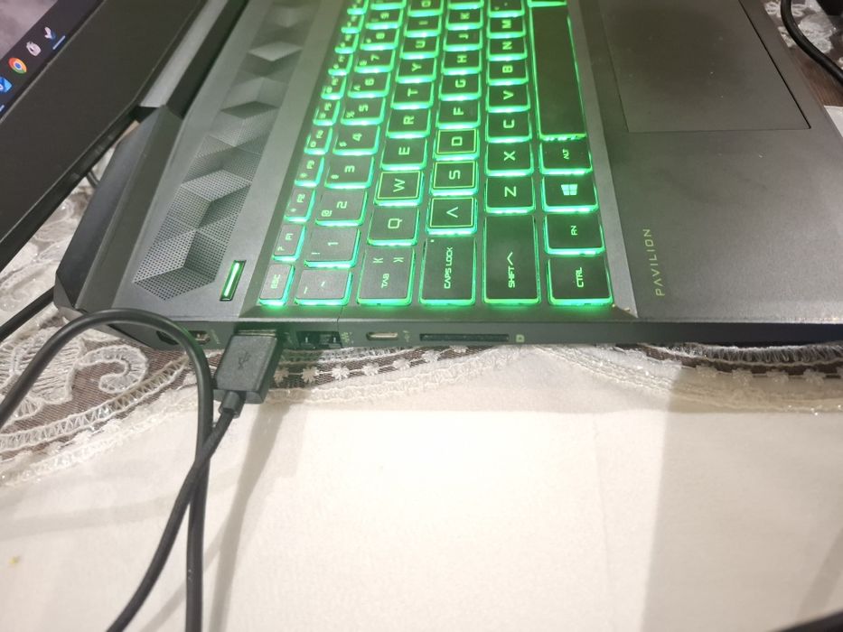 HP Pavilion Gaming 15 (2021)