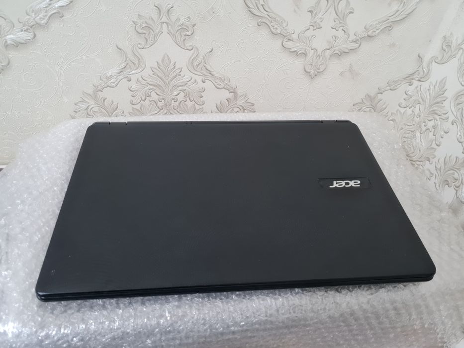Ноутбук acer Extense