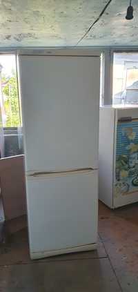 Продам холодильник STINOL
