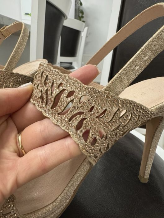 Sandale elegante eu toc Menbur