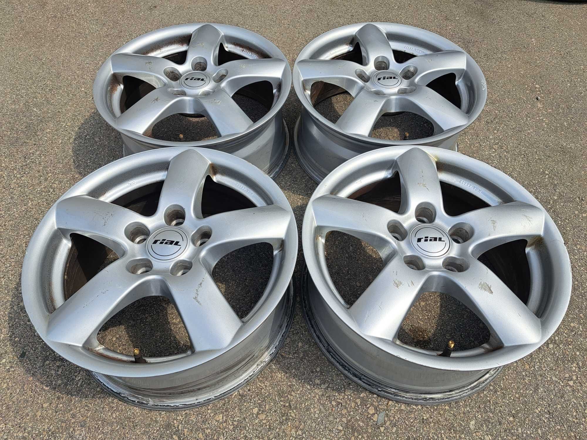 5x114,3/16 с гуми Mazda Honda Hyundai Kia Dacia Toyota 5х114.3/16 Рено