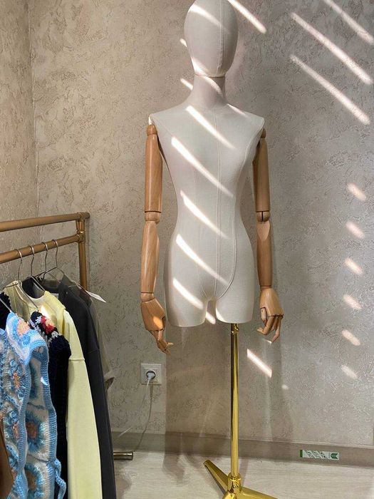 Original maniken - Манекен