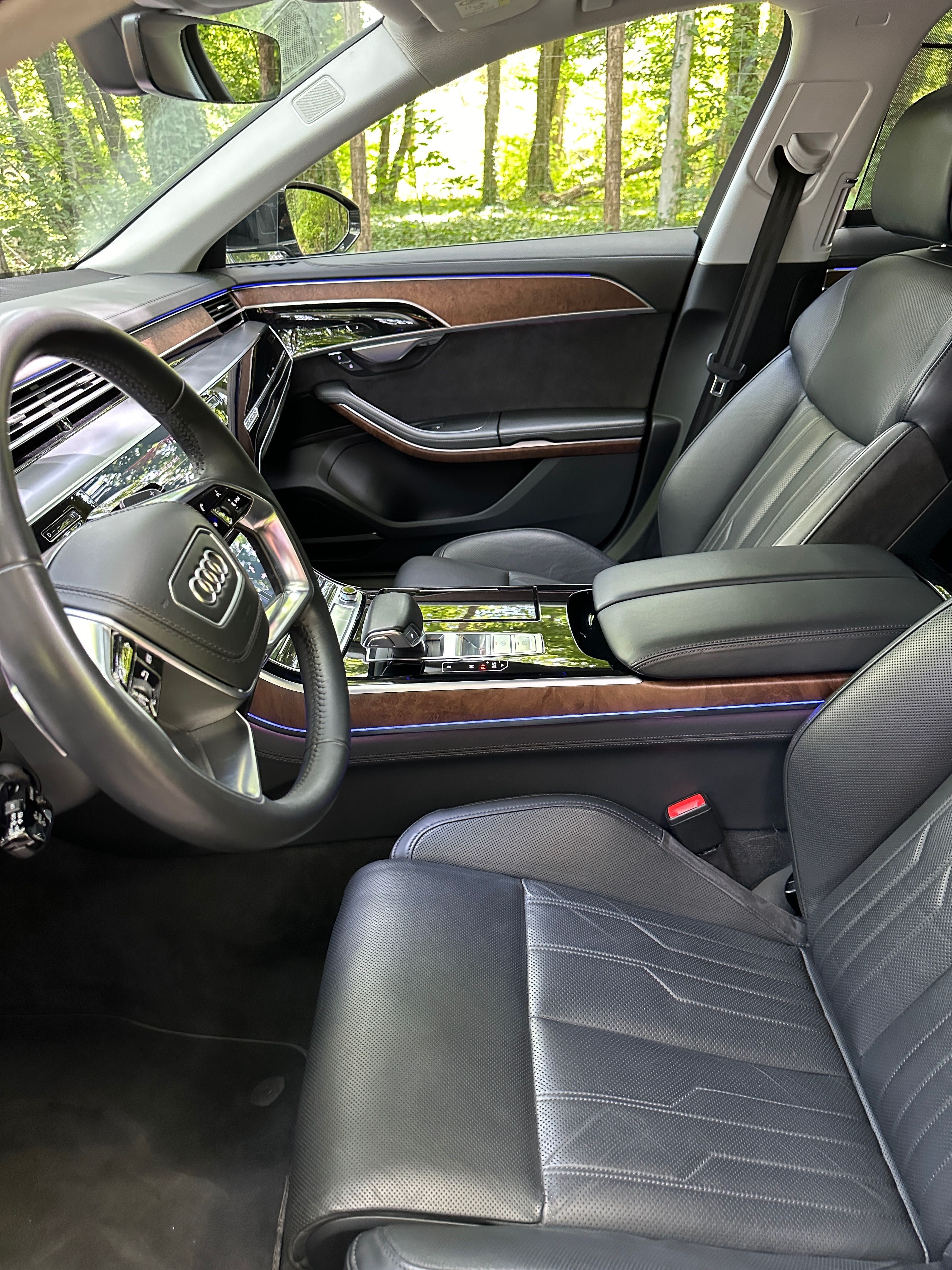 Audi A8 D5  50tdi 84 000км.