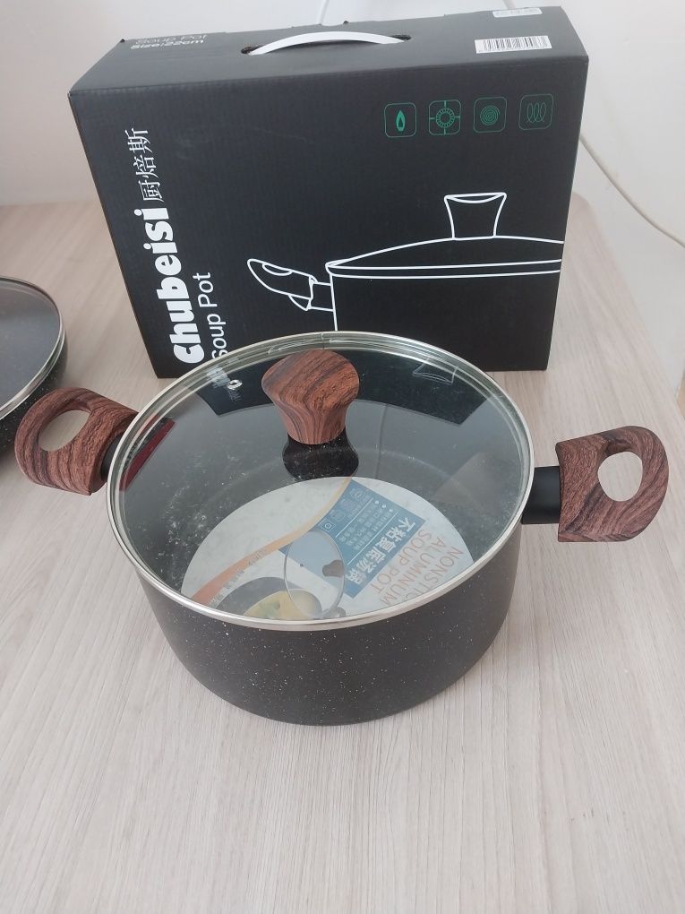 Ыдыс аяк сатамын жана.Посуда разная в коробках