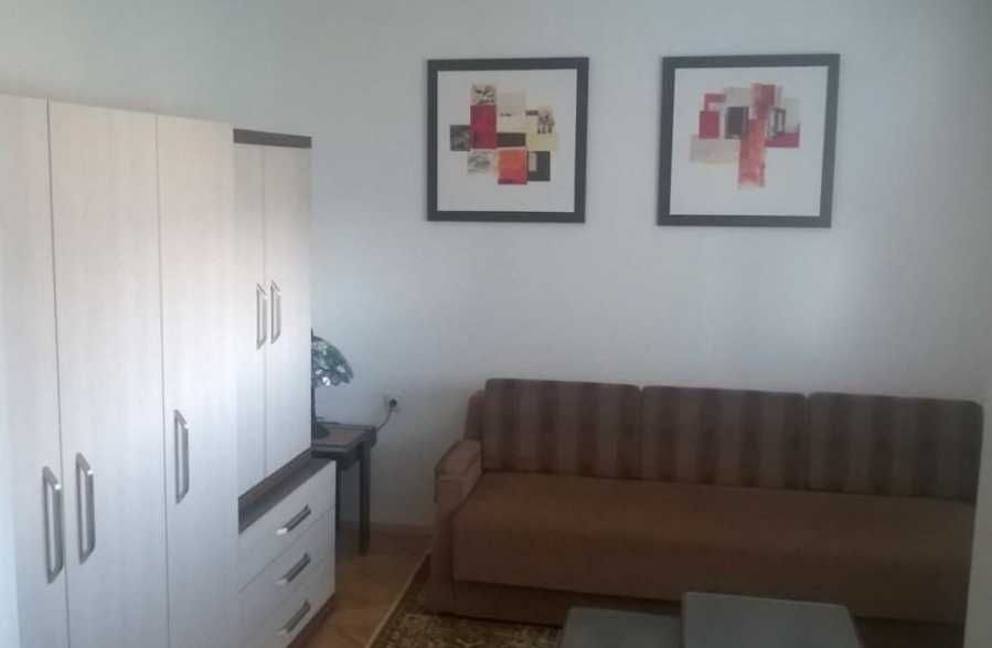 Дава се под наем Четиристаен апартамент в Пловдив, Христо Смирненски - 98 кв.м за 408 € - Снимка #1