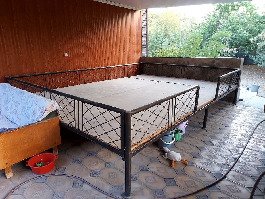 Тапчан :кереует.