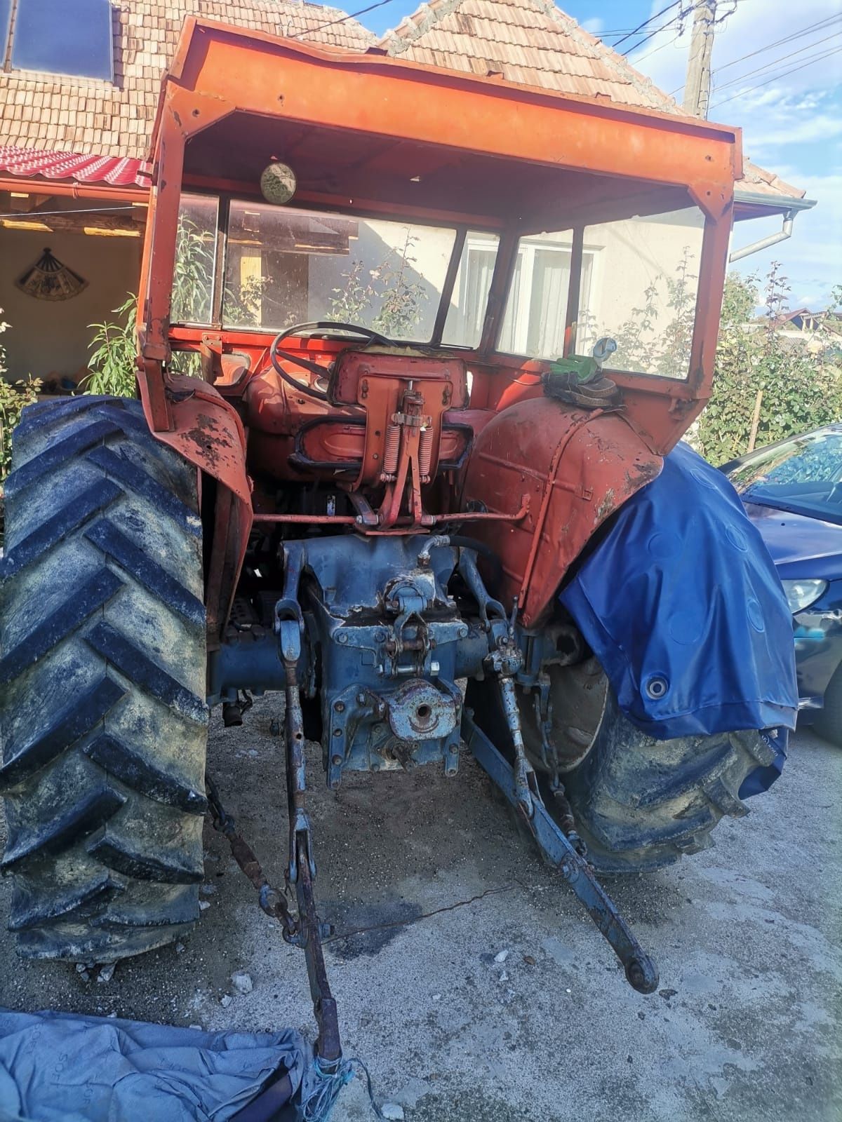 Tractor ebro 60 cp