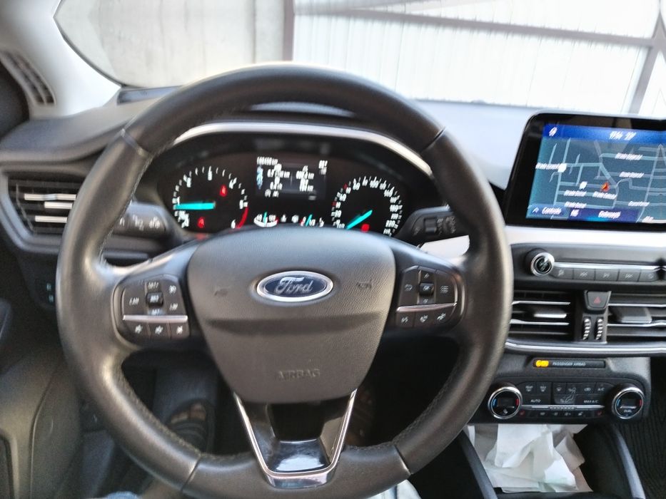Vând Ford Focus  2020