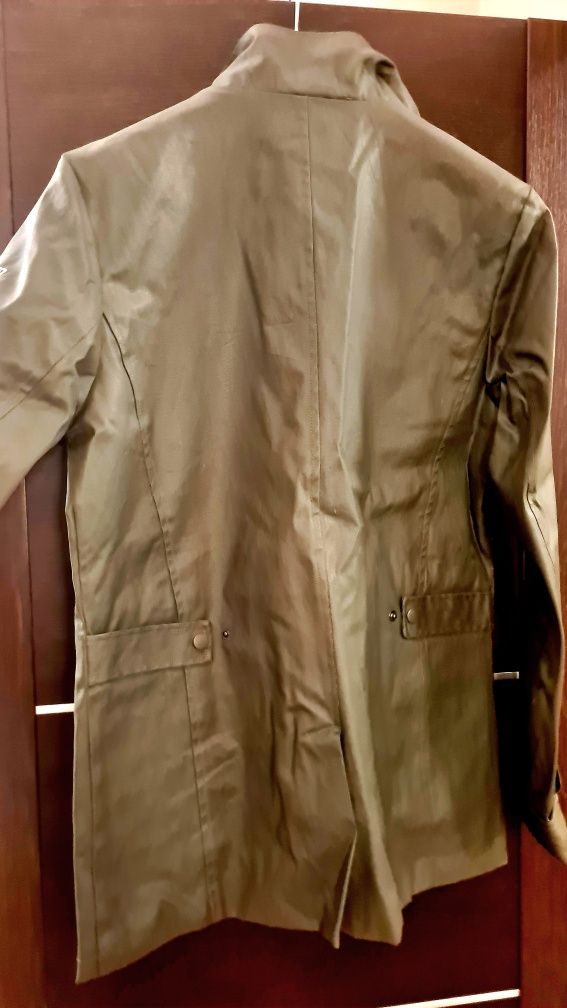 Jacheta verde militar impermeabila