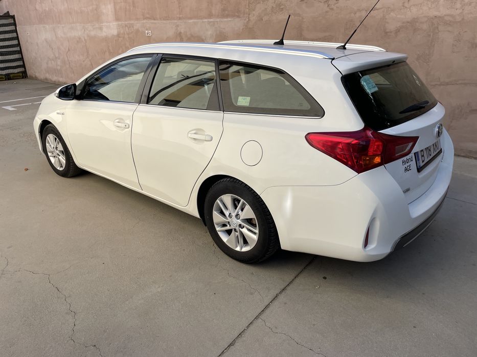 Toyota Auris 2014 Hybrid