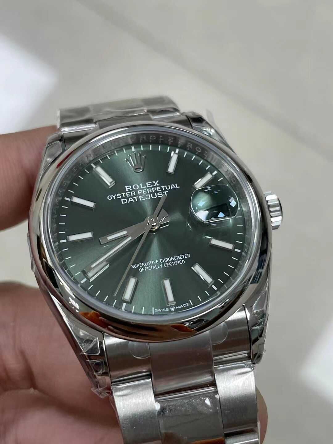 Rolex datejust  36 oyster / smooth silver