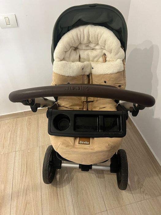 Vând căruț Joolz Hub