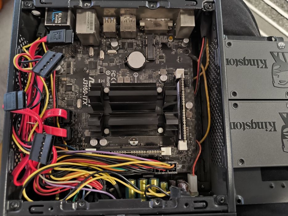 Mini HTPC - J3160 - 16gb ram - 2x480gb ssd - carcasa intertech itx