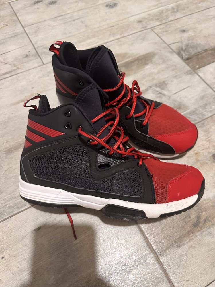 Маратонки Adidas 39