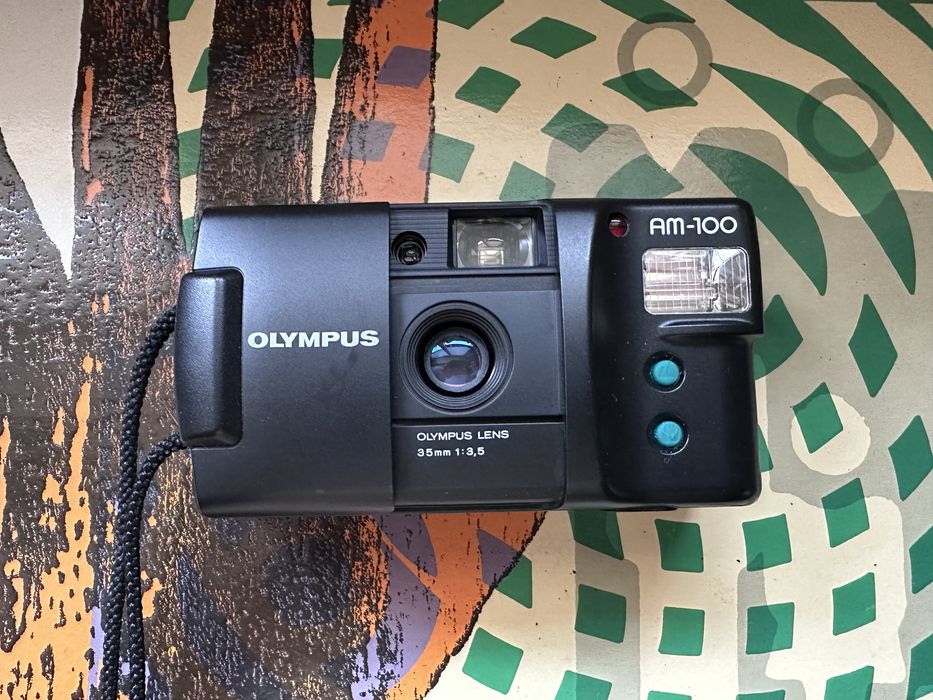Olympus AM100 compact analog