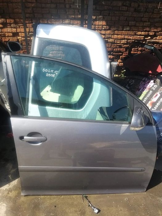 Usa Fata pentru Volkswagen Golf 5 din 2008