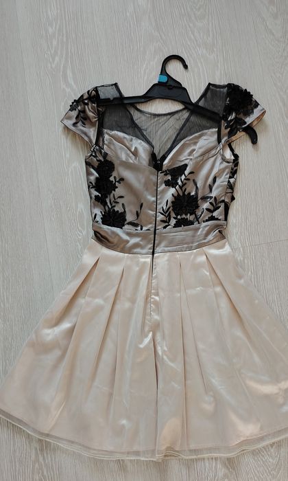 Rochie elegantă mărimea 36