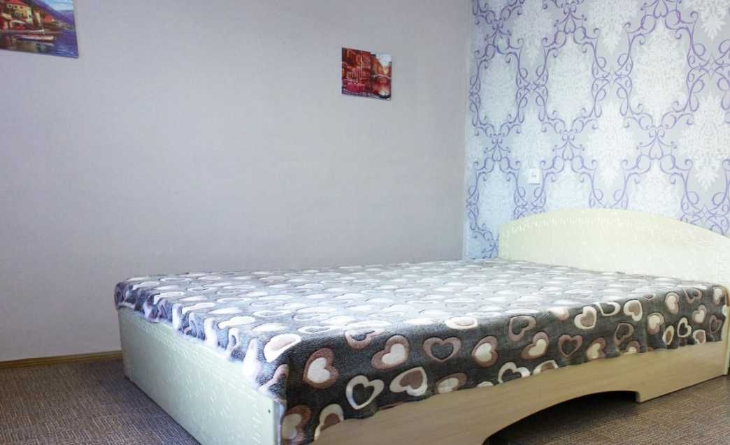 Дава се под наем Тристаен апартамент в Пловдив, Кючук Париж - 90 кв.м за 428.4 € - Снимка #1