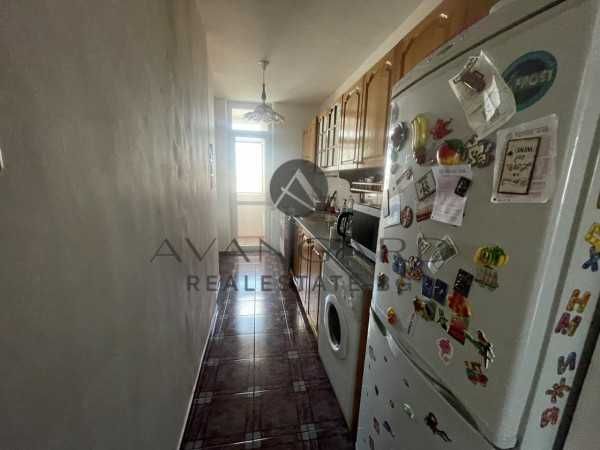 Продава се Тристаен апартамент в Пловдив, Тракия - 87 кв.м за 1525 €/кв.м - Снимка #3