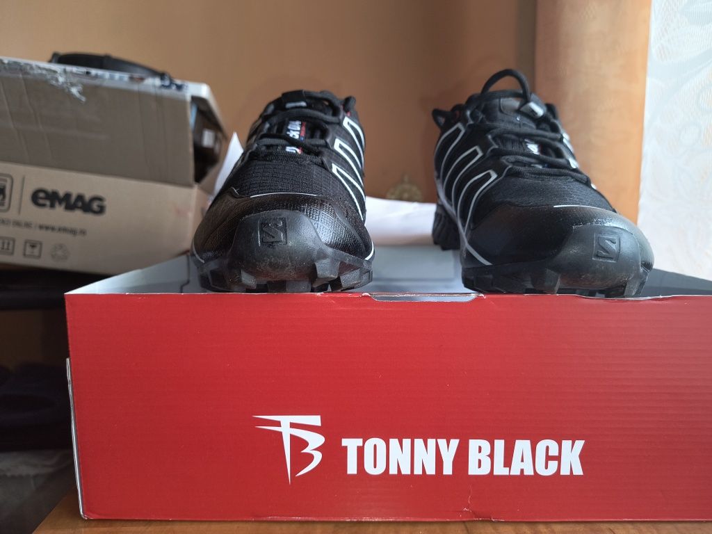 Pantofi Tonny Black