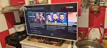 SMART Samsung 140 cm = 700 lei