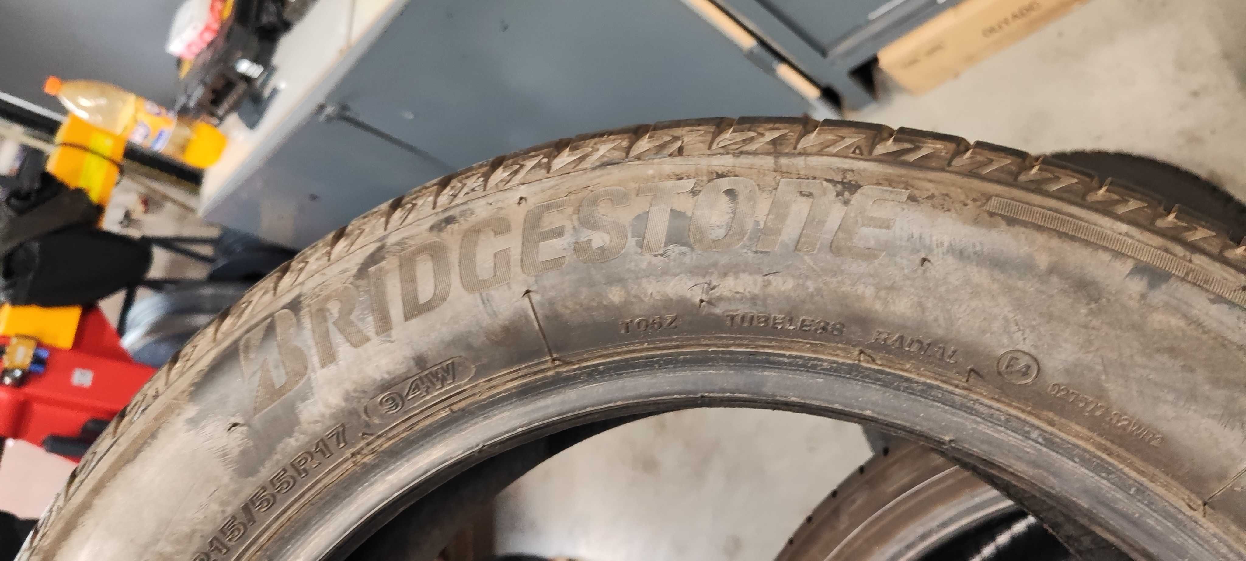 2бр. летни гуми 215/55/17 Bridgestone