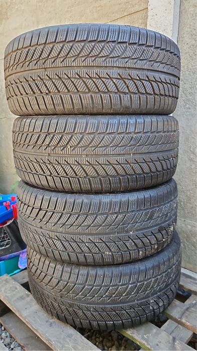 Set 225/35/19 goodride