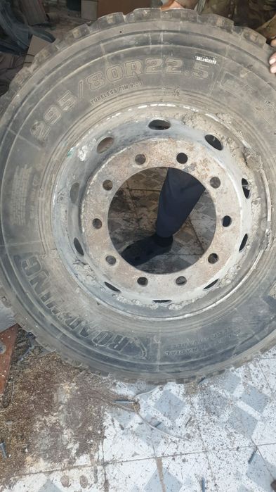 Продаем шины бу на Хову