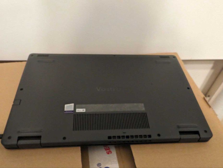 Laptop Dell Vostro 3500 i7  16gb ram 512 SSD Windows 11 Pro impecabil