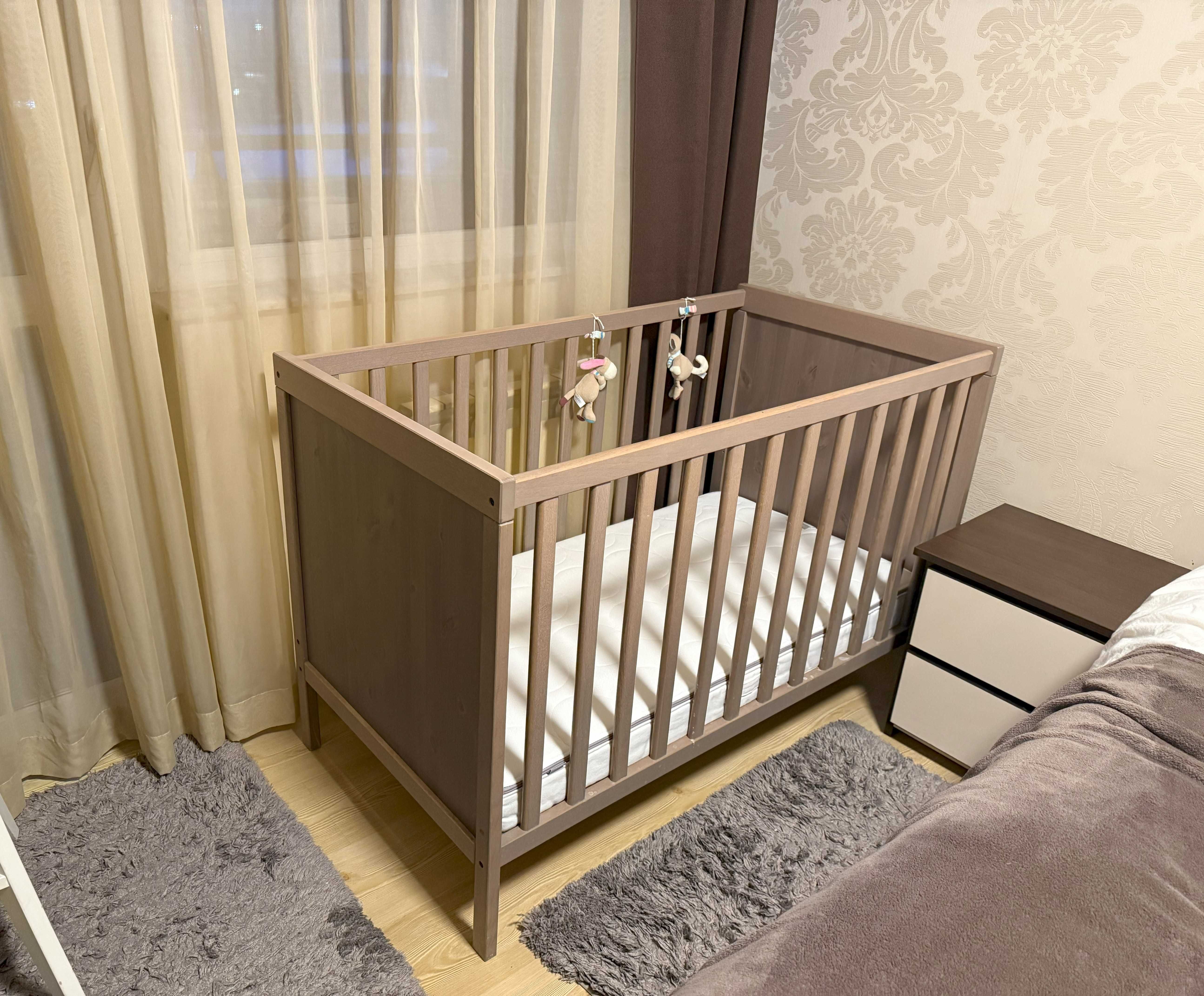 KRUMMELUR матрак с пяна за бебешко креватче и калъф IKEA, 60x120 см.