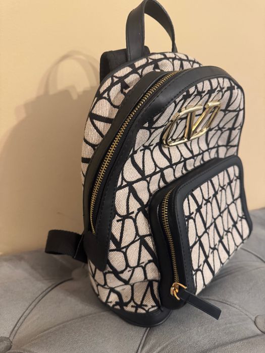 Valentino Garavani раница