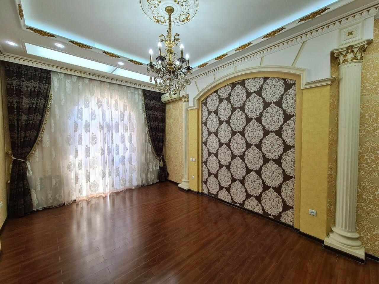 Продается Евро дом на Центре Луначарского