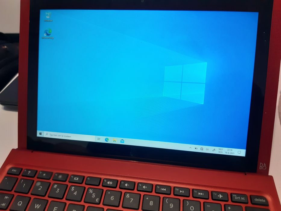 Laptop hp 2 în 1 ca și nou