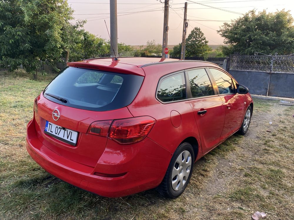Opel astra j 2012