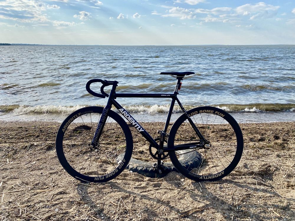 Fixed gear Ardently