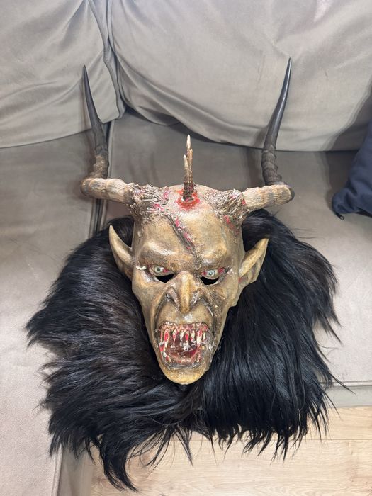 Vand masca krampus