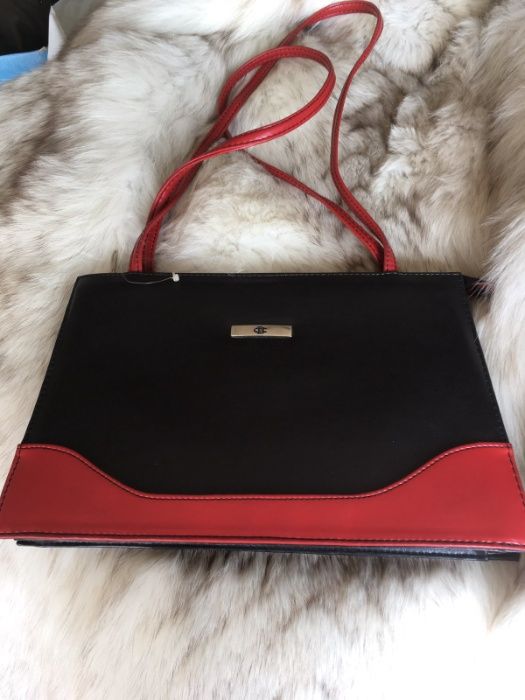 Чанти-естествена кожа