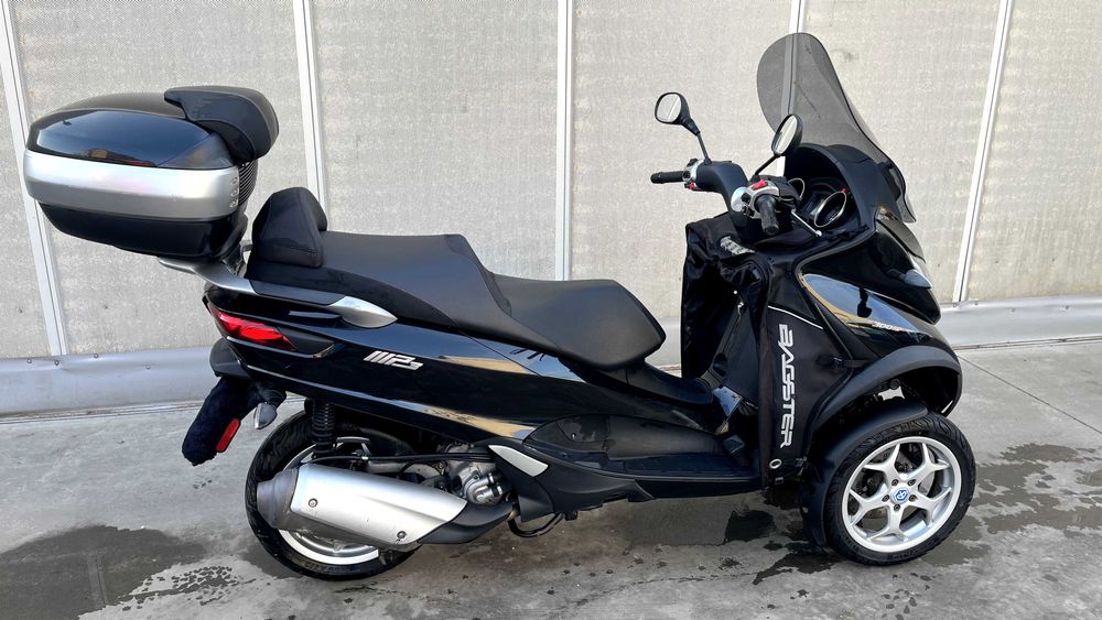 Scuter Piaggio MP3 300 LT Business an 2017, cat.B